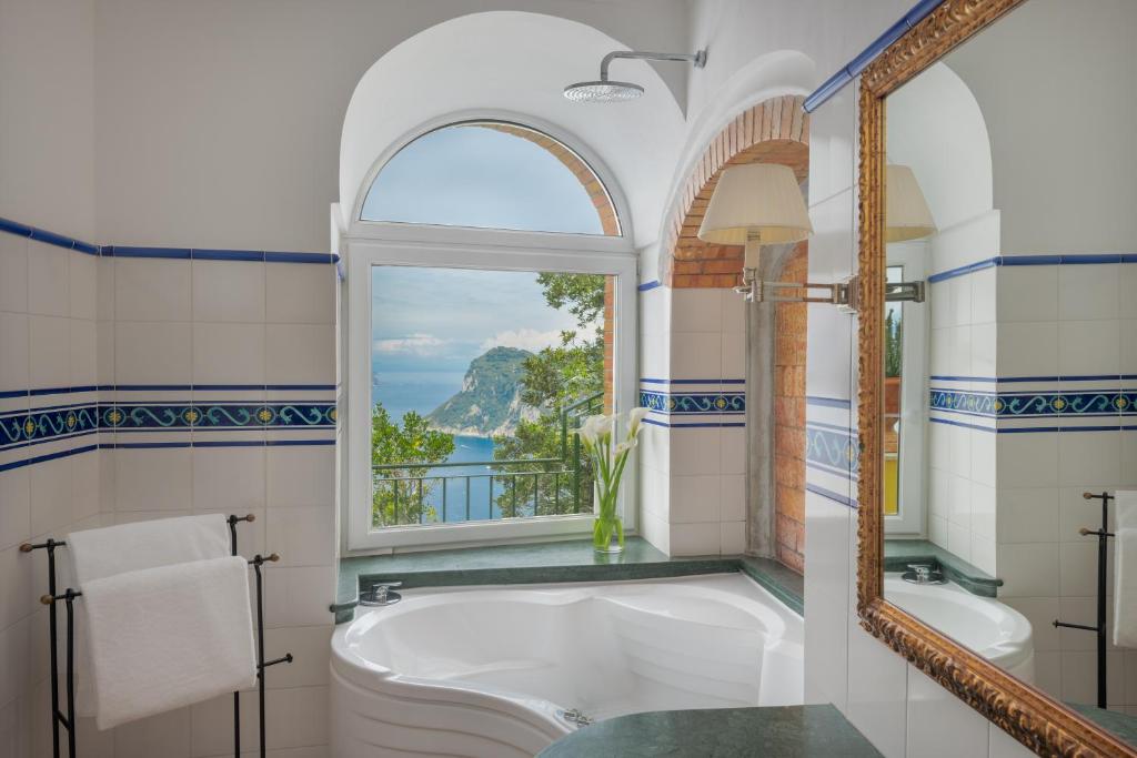 هتل سزار آگوستوس کاپری (Relais & Châteaux)
