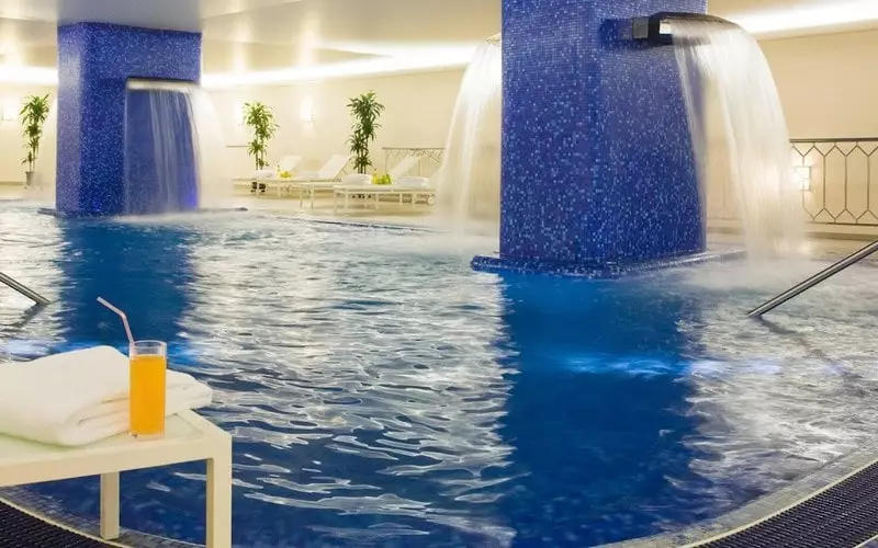 RENAISSANCE MOSCOW POOL