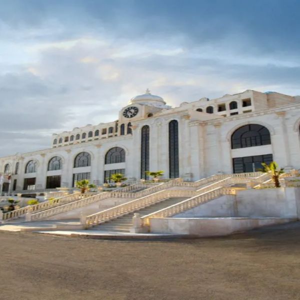 هتل بزرگ رز شیراز