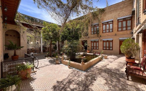 بوتیک هتل عمارت فرهادی