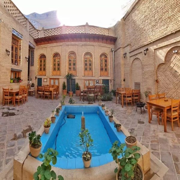 هتل سنتی ایراندوخت