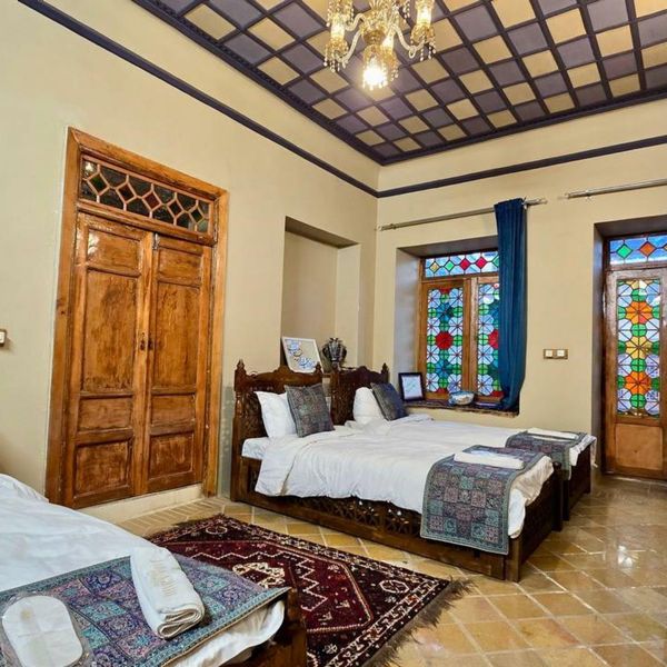 هتل سنتی عمارت جهانشاهی دفتر خدمات مسافرتی و پردشگری پیوند ستارگان دیان dian starlink (10)