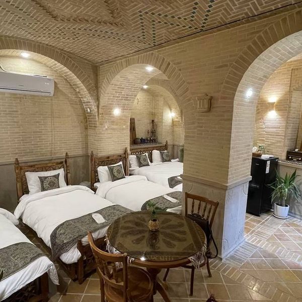هتل سنتی عمارت جهانشاهی دفتر خدمات مسافرتی و پردشگری پیوند ستارگان دیان dian starlink (24)