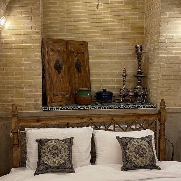 هتل سنتی عمارت جهانشاهی دفتر خدمات مسافرتی و پردشگری پیوند ستارگان دیان dian starlink (25)