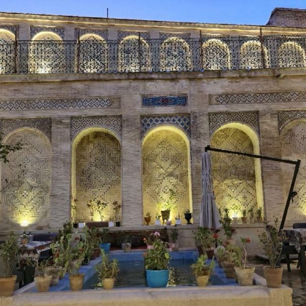 هتل سنتی عمارت جهانشاهی دفتر خدمات مسافرتی و پردشگری پیوند ستارگان دیان dian starlink (3)