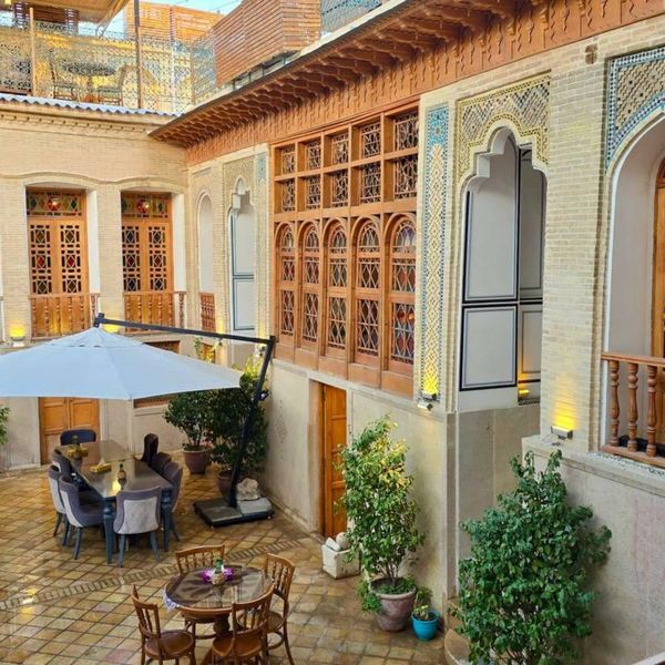 هتل سنتی عمارت جهانشاهی دفتر خدمات مسافرتی و پردشگری پیوند ستارگان دیان dian starlink (7)