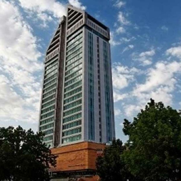 هتل چمران شیراز